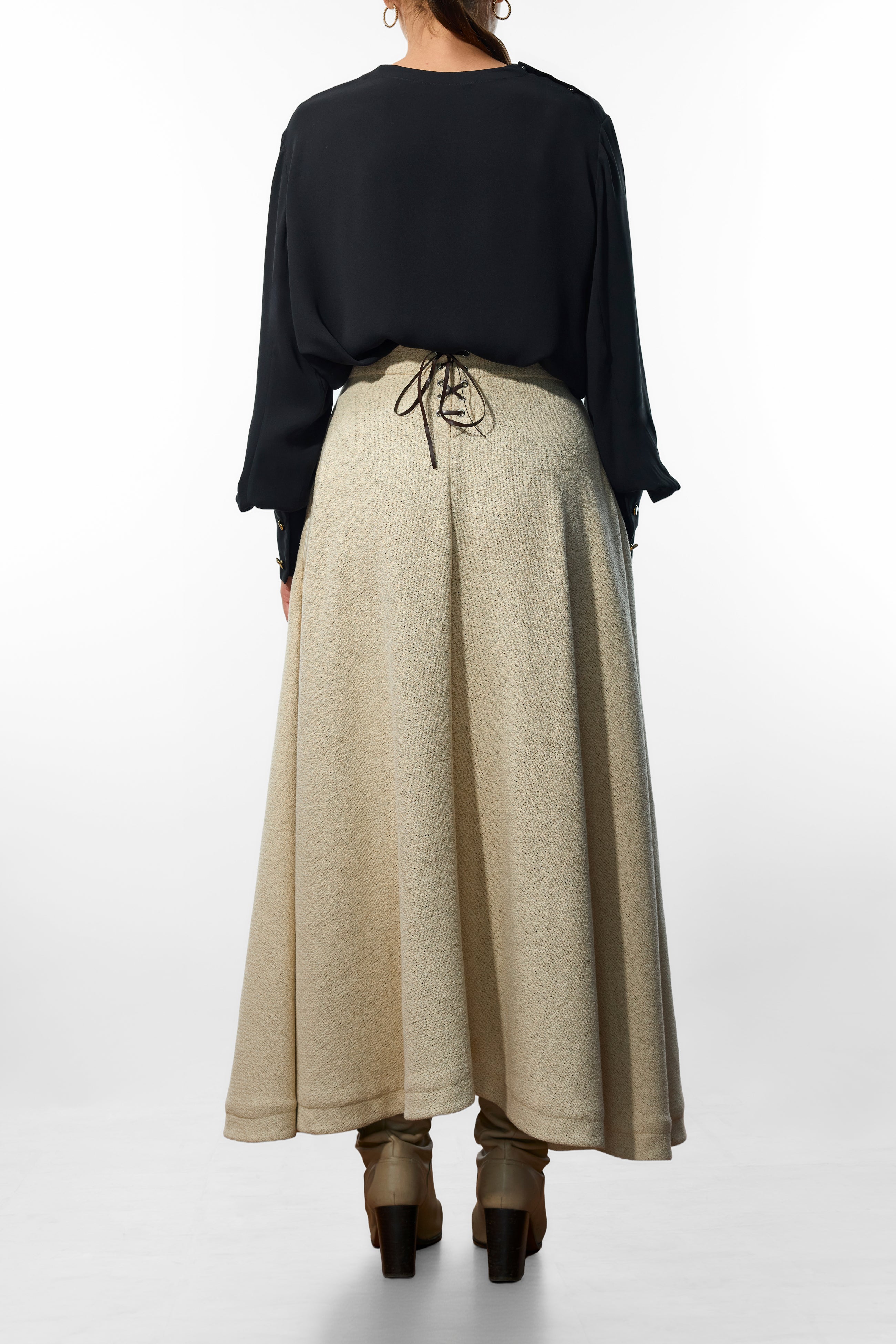 Skirt in Ivory